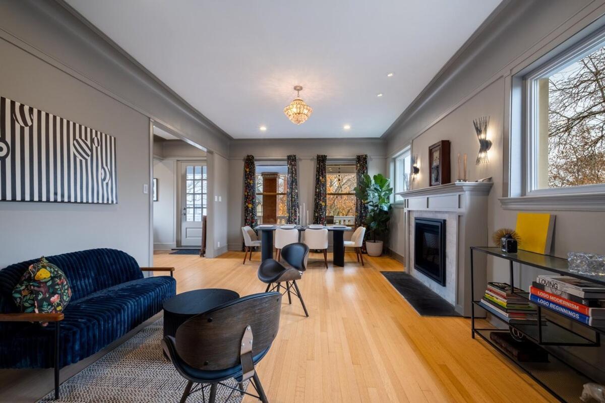 Elegant And Chic 2bed 2bath Steps From The Lake! Chicago