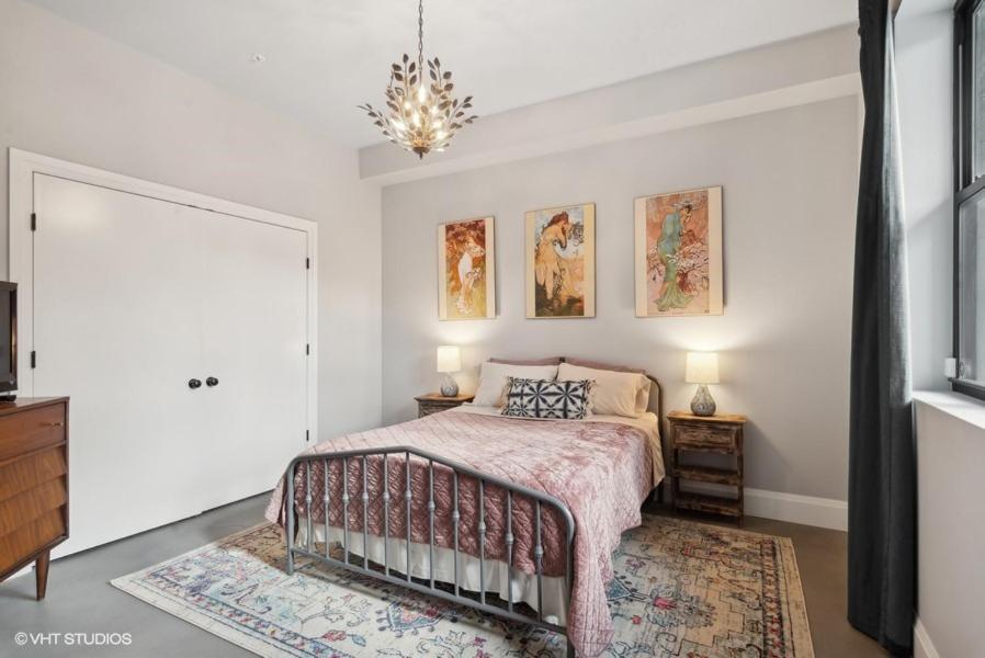 Apartment Luxury On North Halsted *