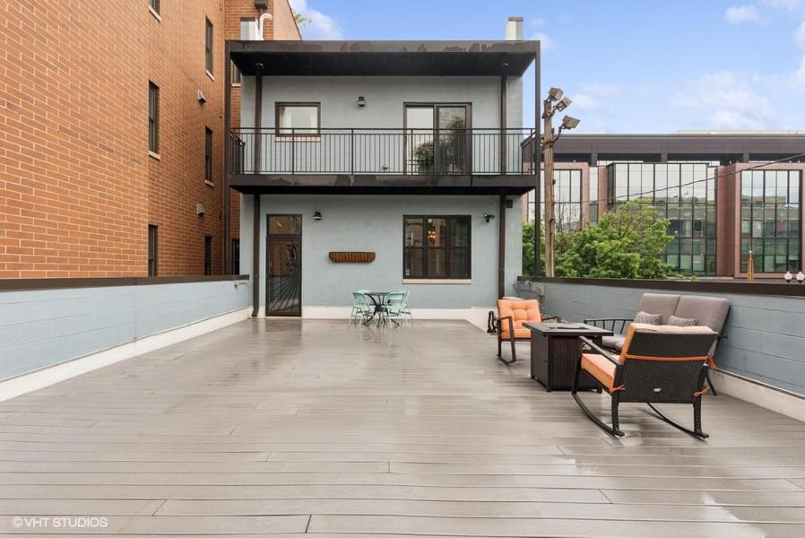 Luxury On North Halsted *