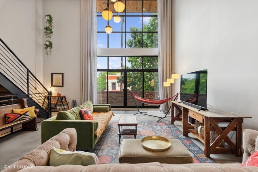 Apartment Luxury On North Halsted