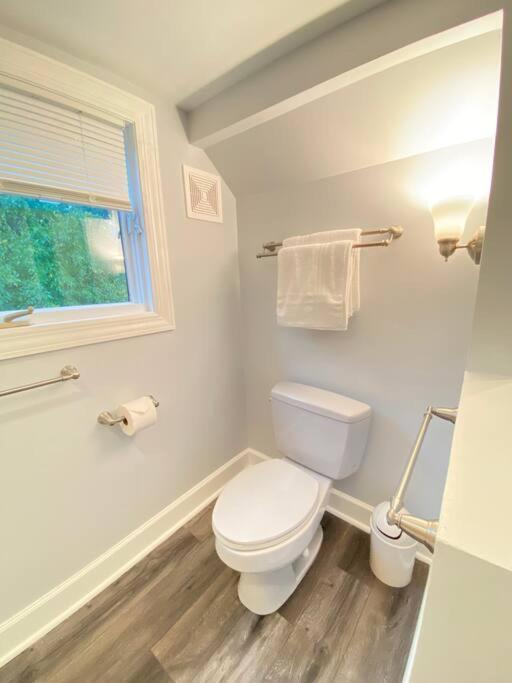 Holiday home Beautiful 6-bedroom, Private Mansion With Hot Tub *