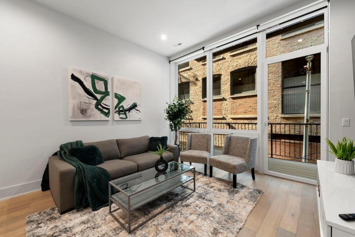 Apartamento Chic 2br 2ba With Balcony - River North *