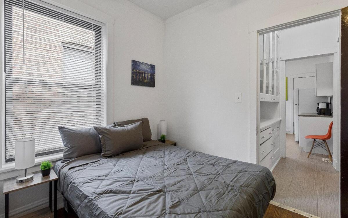 Charming 3br Escape In The Heart Of Hyde Park Apartment
