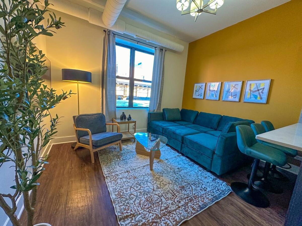 Apartment Spacious 3br In South Loop Near Mccormick Place, Grant Park And Soldier Field With Optional Parking *