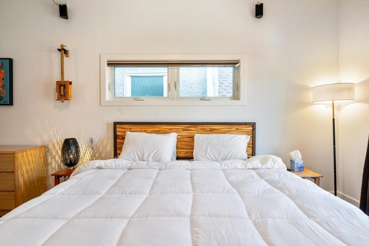 Single Family With 3 Bedrooms Attic With 2 Beds Holiday home *