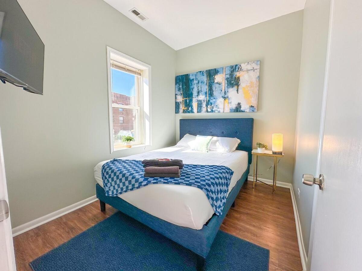 Apartment Spacious 2br Family Oasis Irving Park 1w Sleeps 6