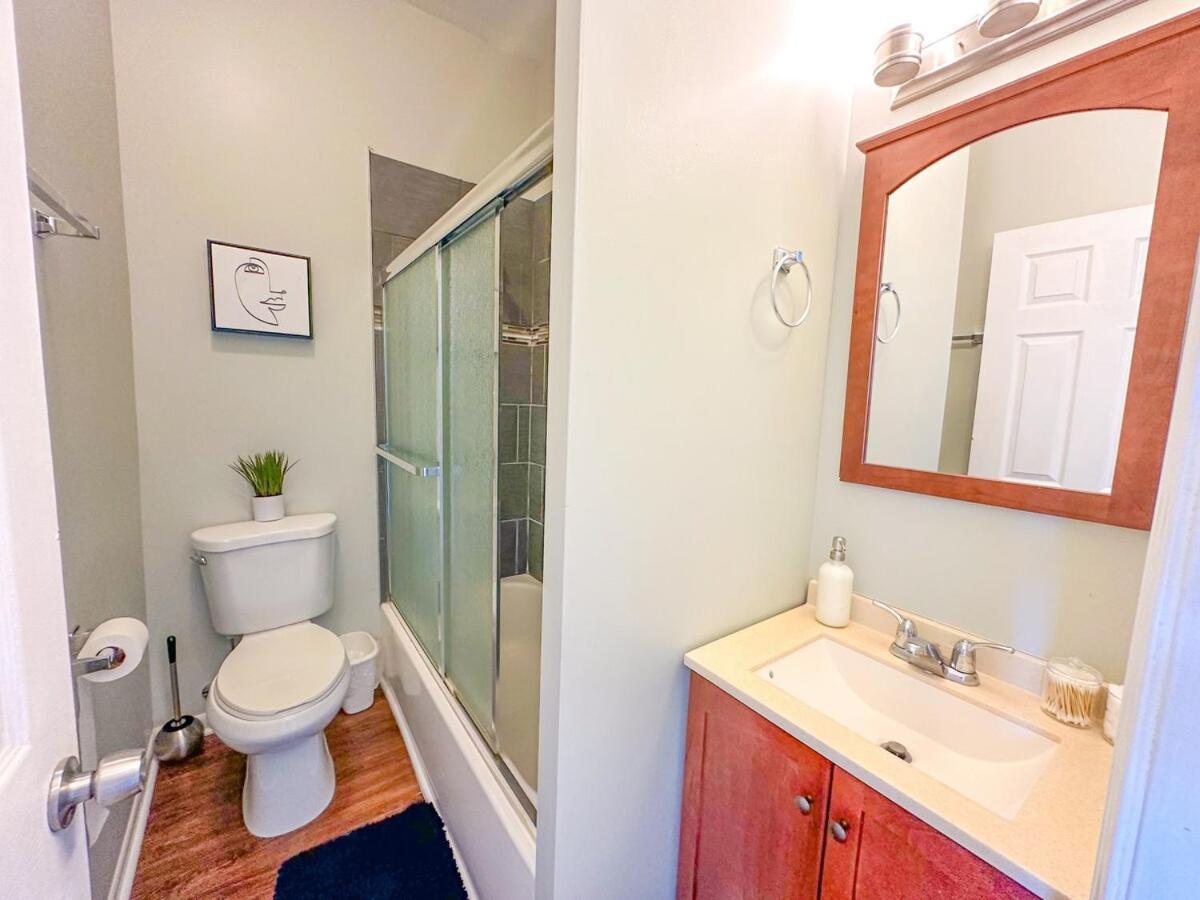 Spacious 2br Family Oasis Irving Park 1w Sleeps 6 * Chicago