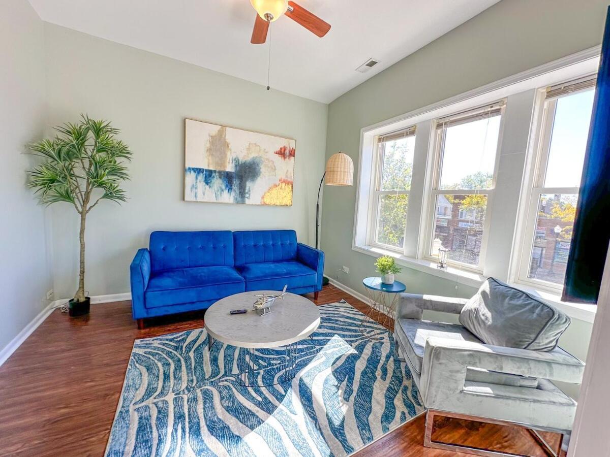 Spacious 2br Family Oasis Irving Park 1w Sleeps 6 Chicago
