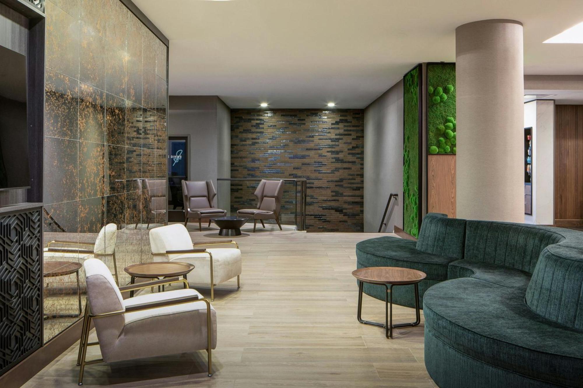 Hotel Courtyard By Marriott Downtown/river North Chicago