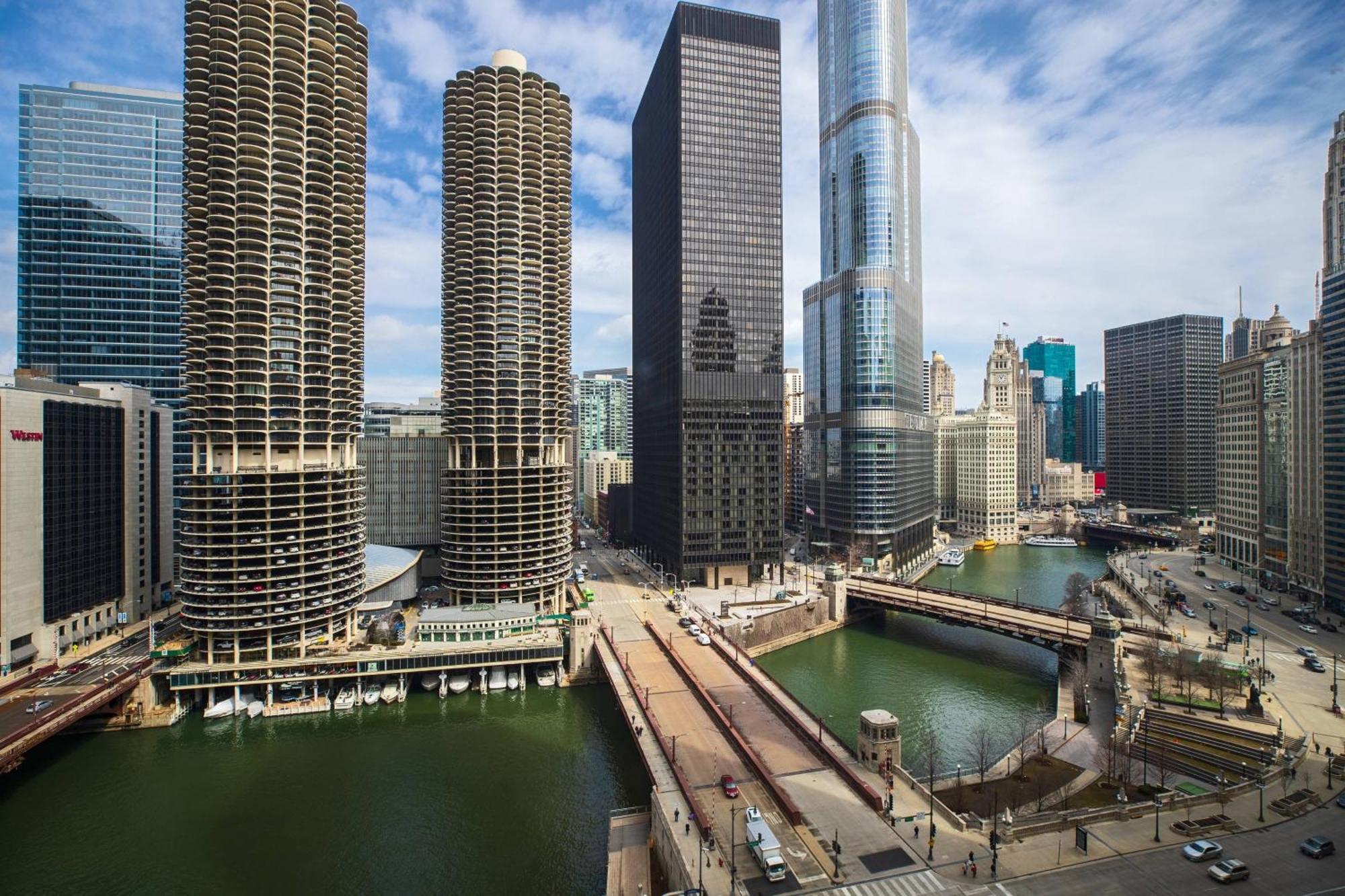 Hotel Renaissance Downtown Chicago