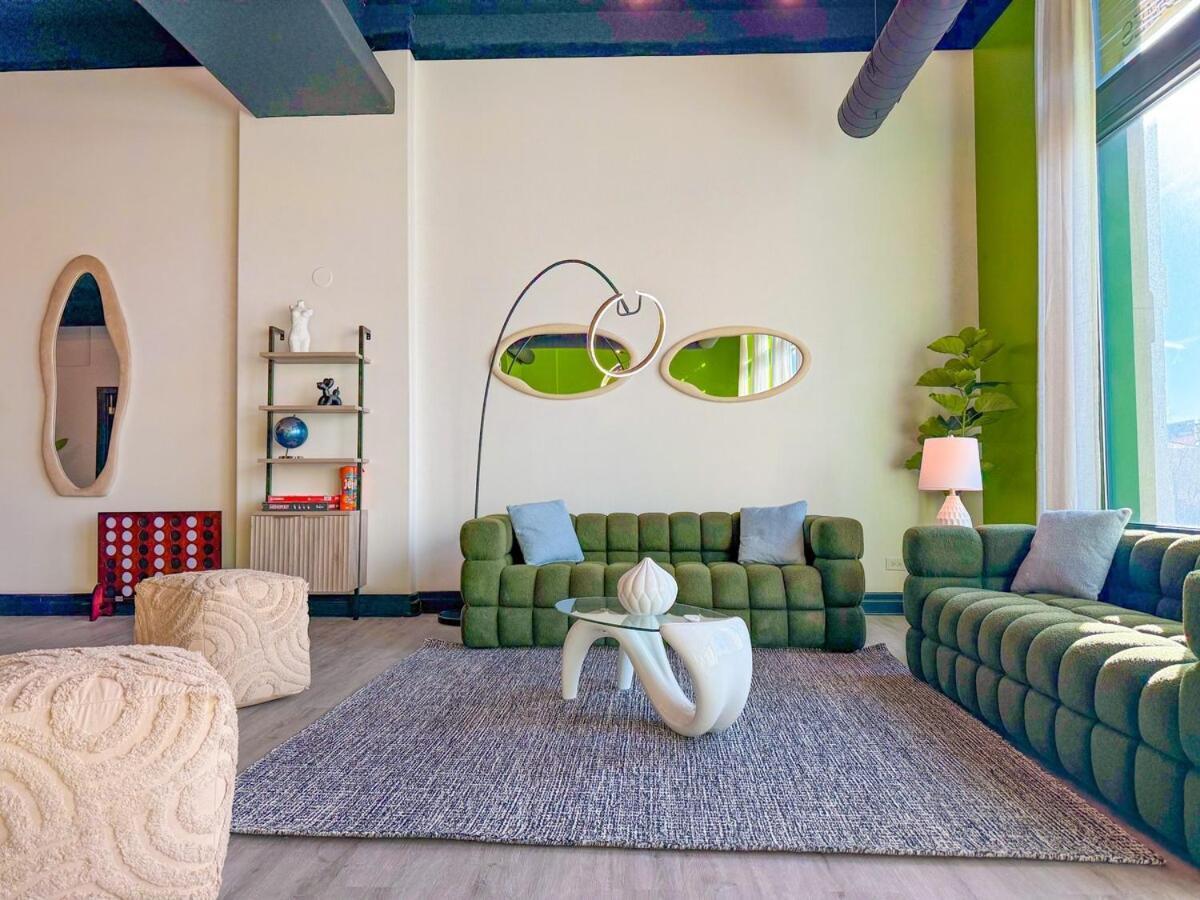 Spacious 6br Good For Groups And Sleeps 12 Near Chinatown, Mccormick & Lakefront Apartment *