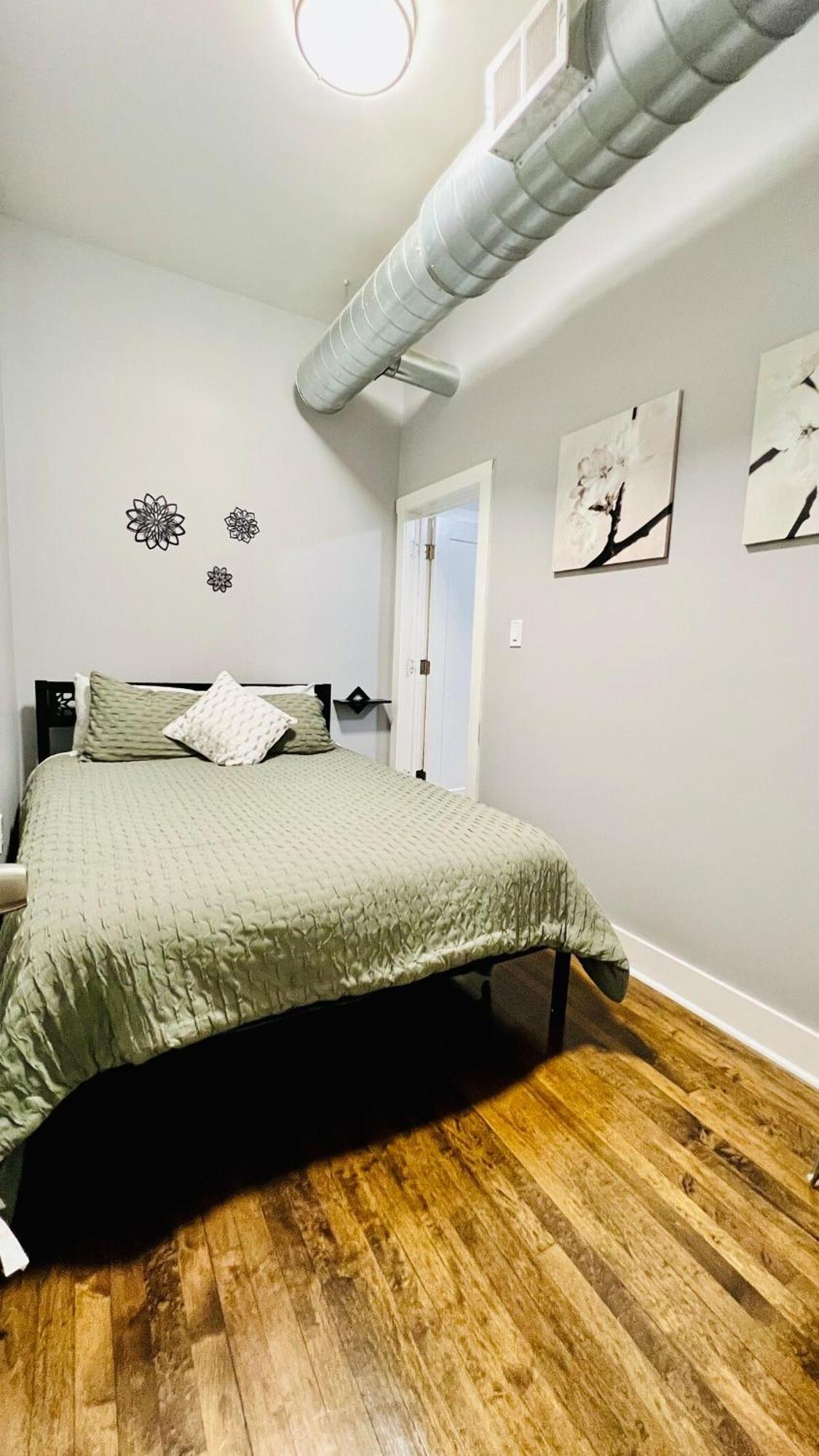 Modern Pilsen Apartment Chicago
