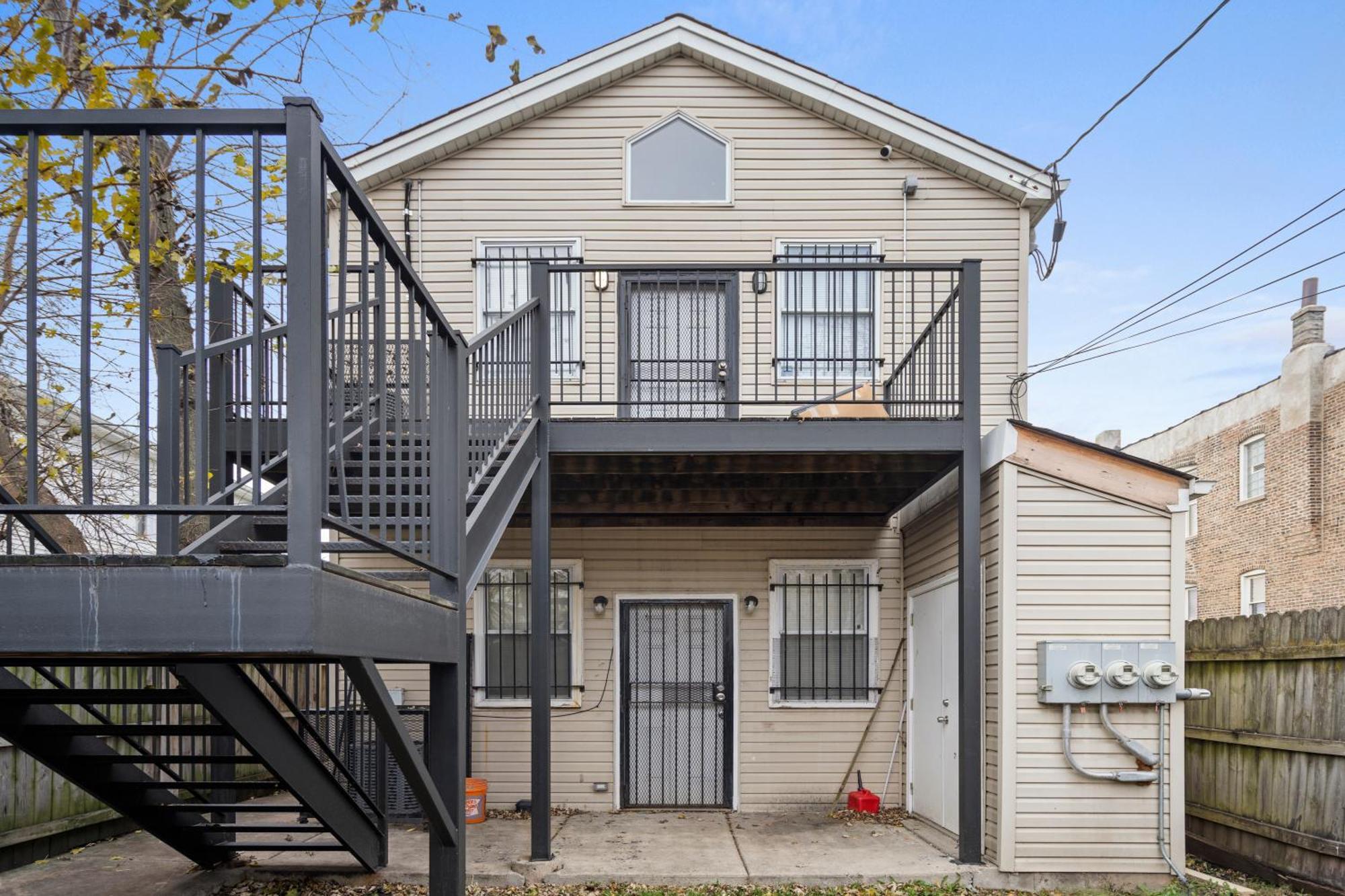 Apartment 420 Lofty Apt, Laundry, A Block Frm Cta *