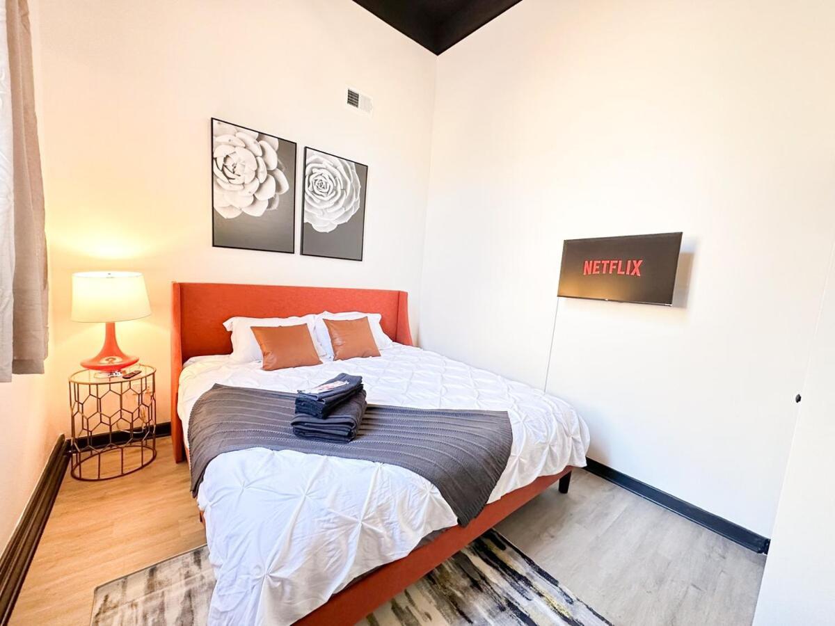 Apartment Luxury 6br Perfect For Group Sleeps 12 Near Chinatown, Mccormick Place, Soldier Field And Of Illinois