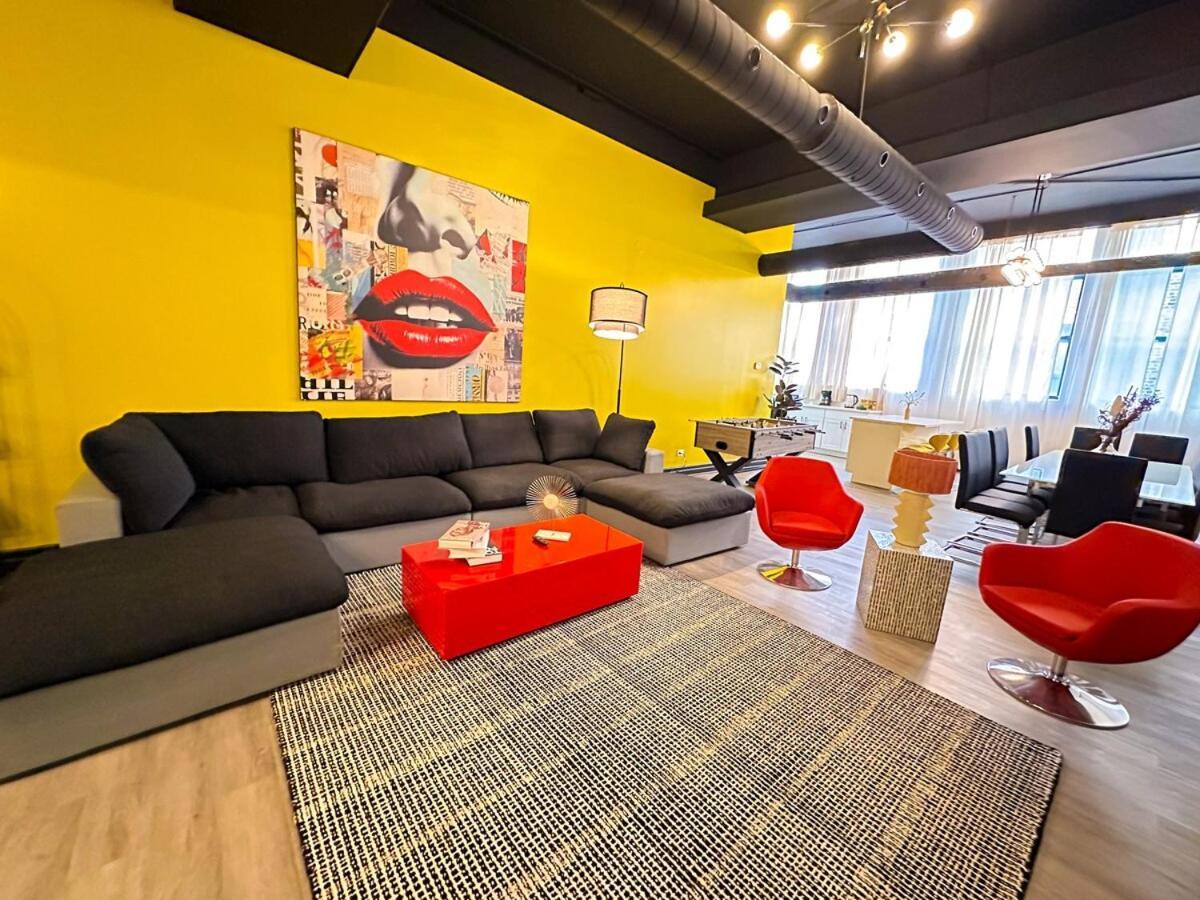 Luxury 6br Perfect For Group Sleeps 12 Near Chinatown, Mccormick Place, Soldier Field And Of Illinois * Chicago
