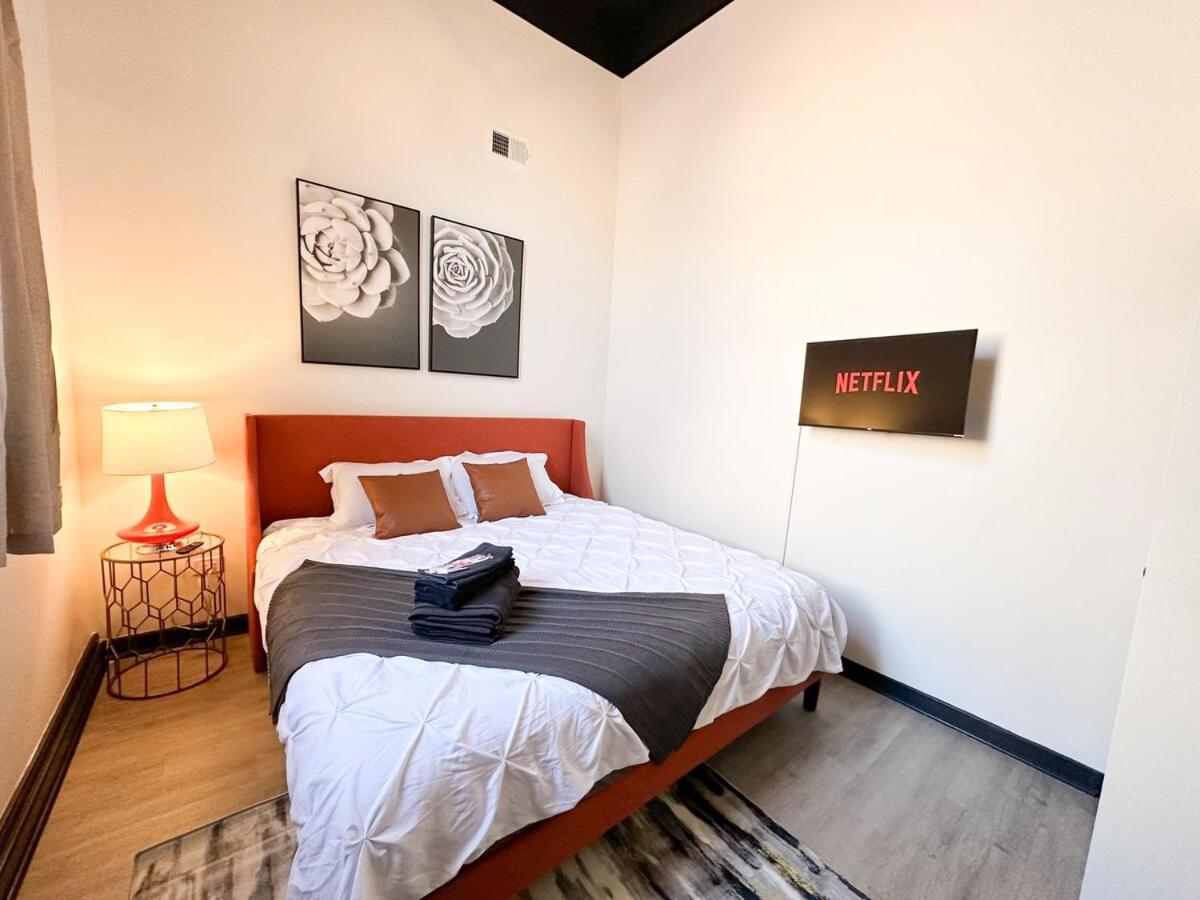 Luxury 6br Perfect For Group Sleeps 12 Near Chinatown, Mccormick Place, Soldier Field And Of Illinois Chicago