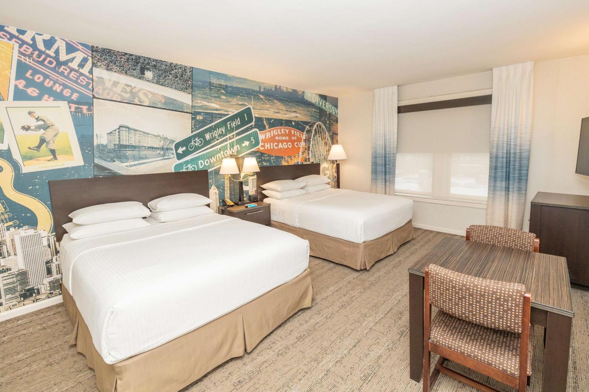 Versey Lincoln Park Hotel