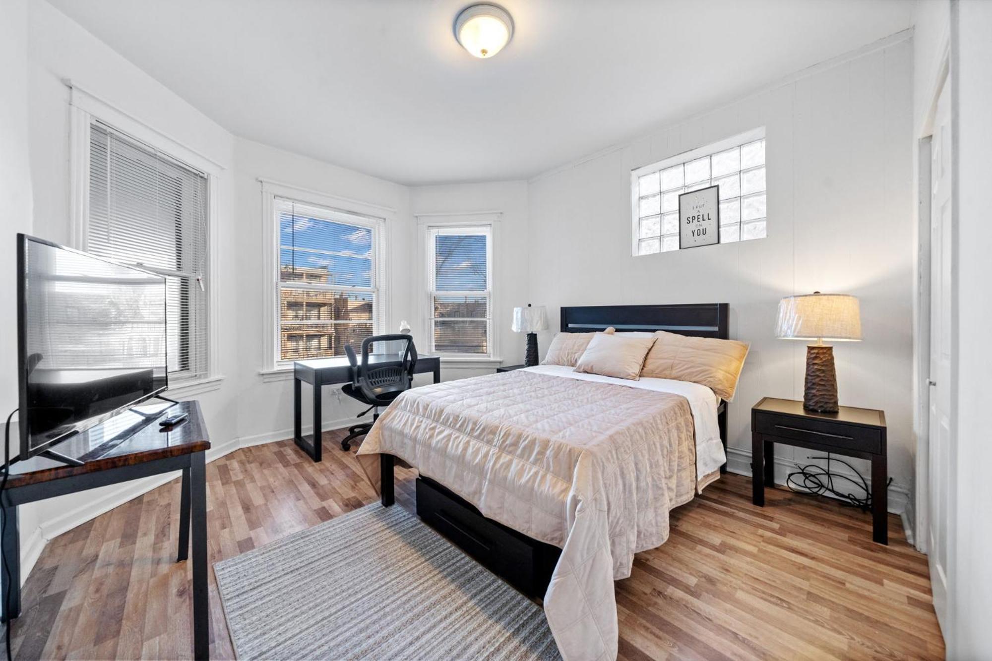 Cozy Woodlawn Retreat 2 *
