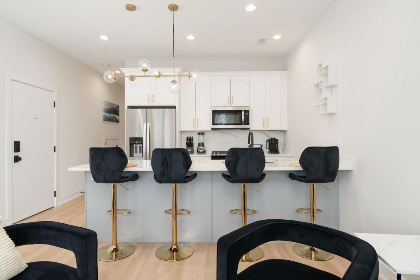 Apartment Modern 3br Near Dt Chi