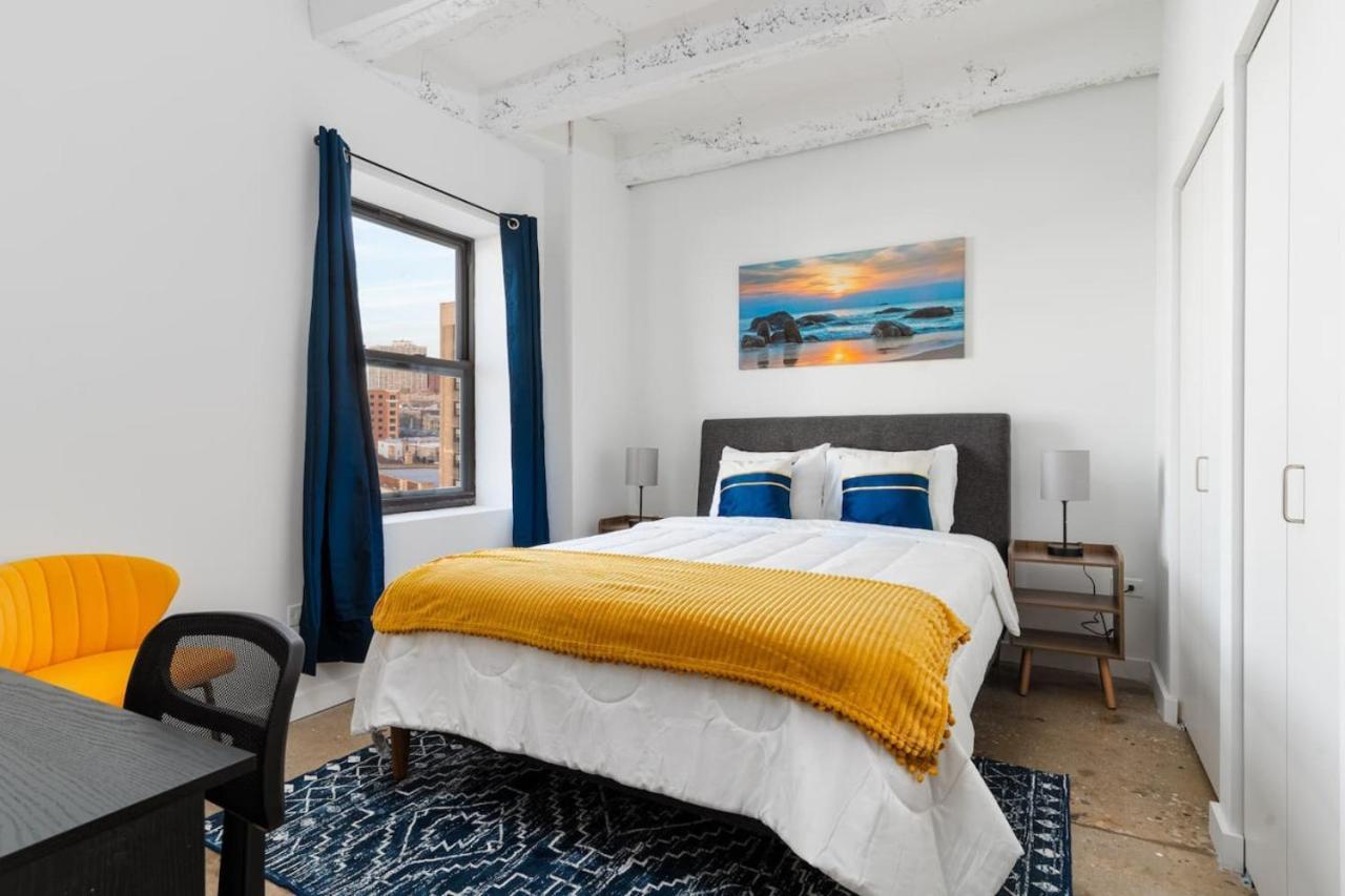 Apartment Regal Stylish Uptown Loft Beachfront Rooftopwfhgym Chicago