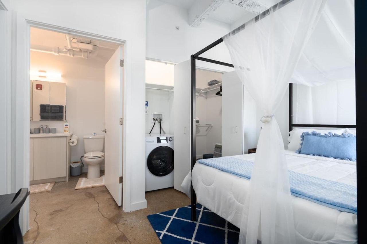 Elegant Stylish Loft Oasis Uptown Rooftop Wfh Gym *