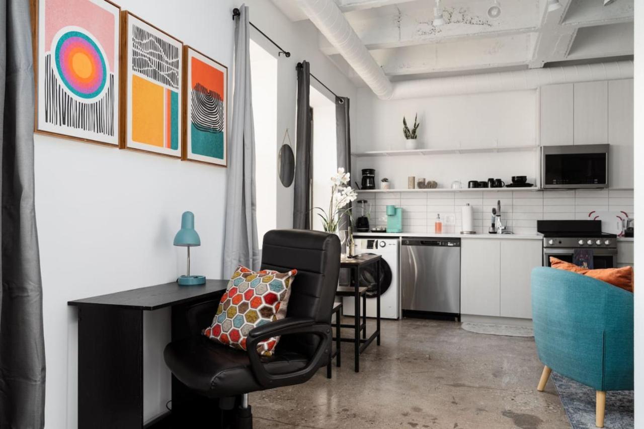 Sunny Modern Loft Montrose Rooftop Wfh Gym Apartamento *