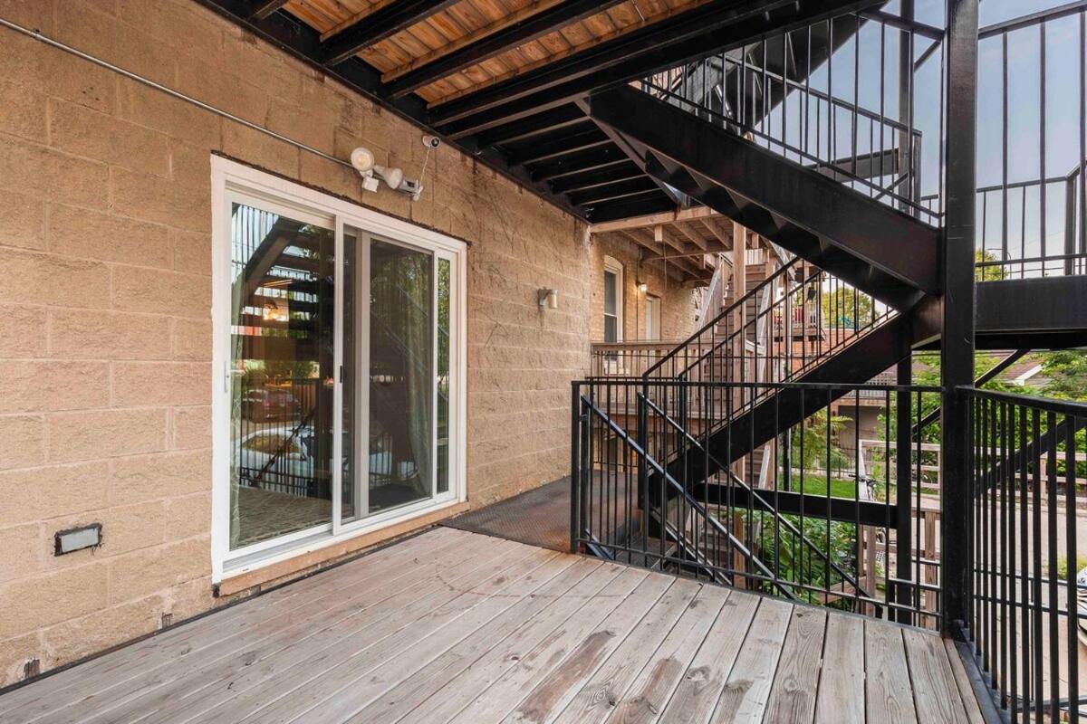 Pristine Paradise 3bd 2ba Free Parking Apartment