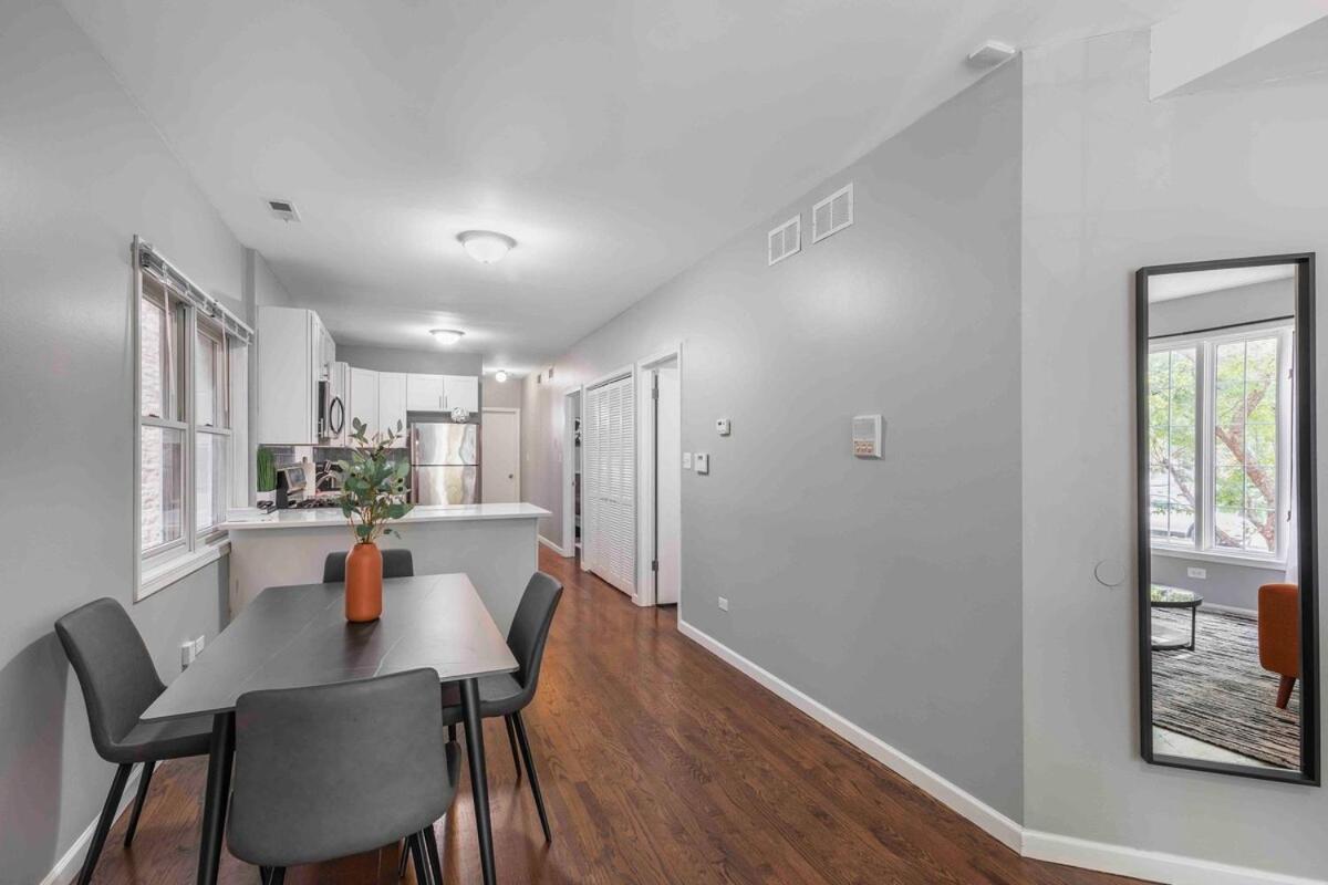 Apartment Pristine Paradise 3bd 2ba Free Parking *