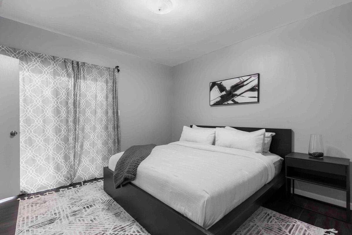 Apartment Pristine Paradise 3bd 2ba Free Parking *