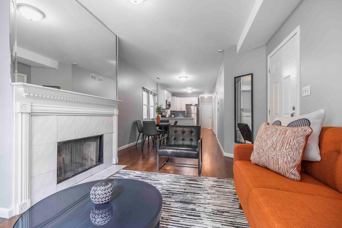 Apartment Pristine Paradise 3bd 2ba Free Parking