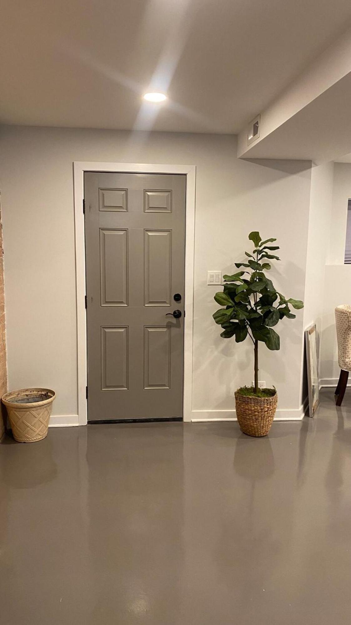 New Adorable Unit Located In Historic Greystone Chicago