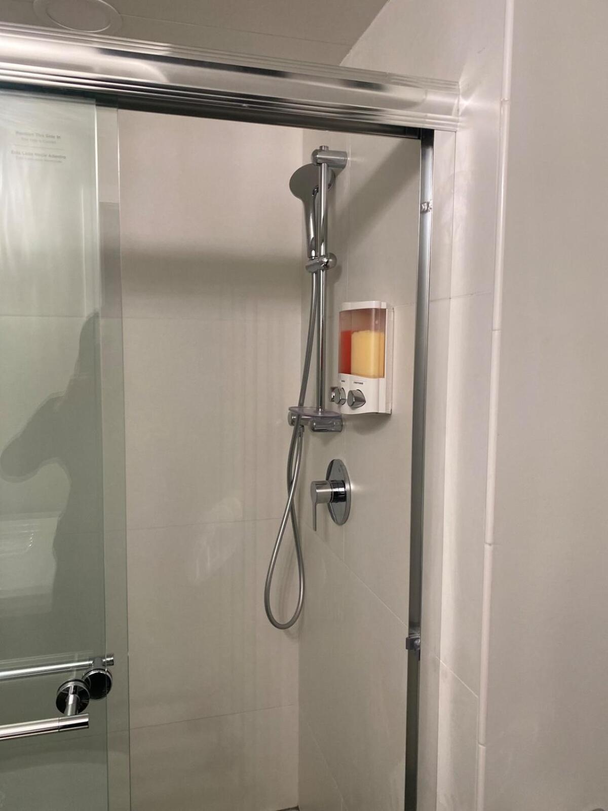 Apartment New Adorable Unit Located In Historic Greystone