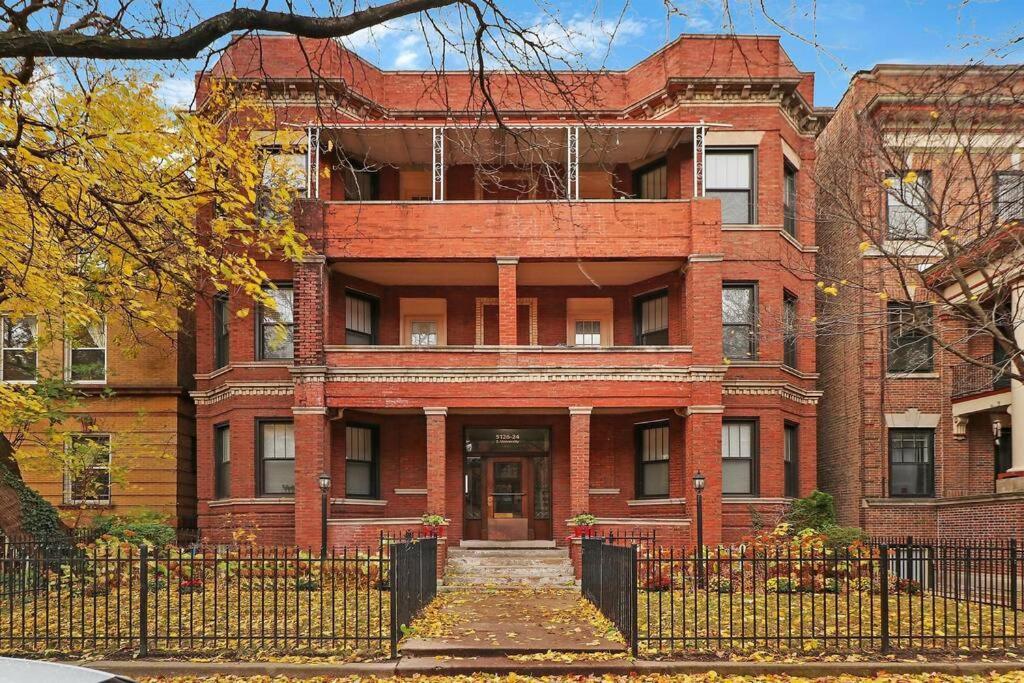 Great Location! Cozy 3br Garden Unit In Hyde Park Appartement