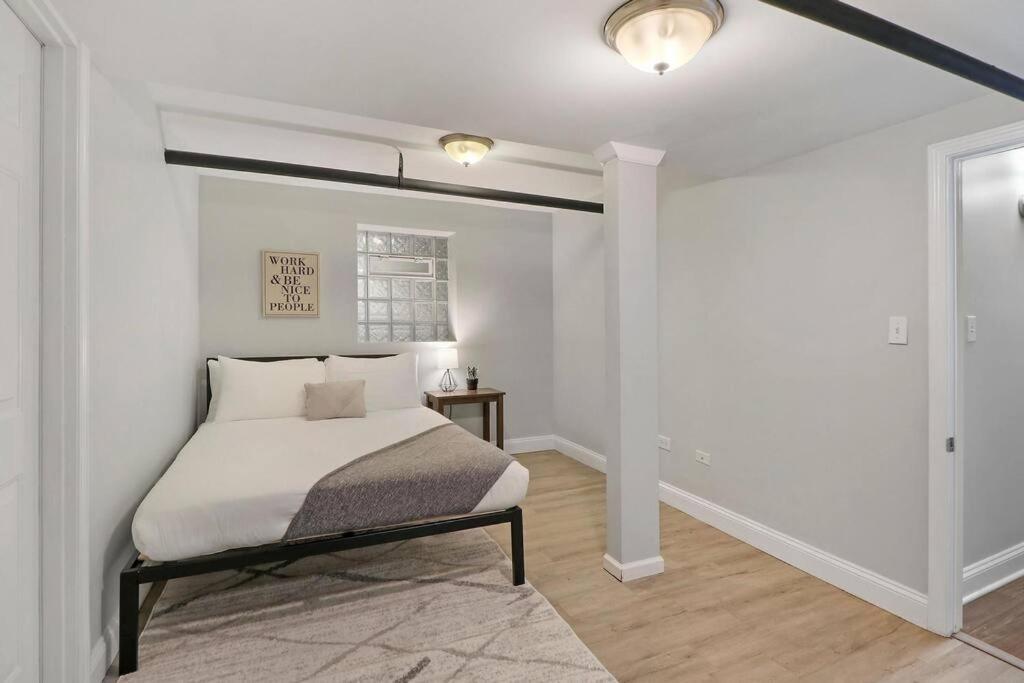 Great Location! Cozy 3br Garden Unit In Hyde Park Appartement *