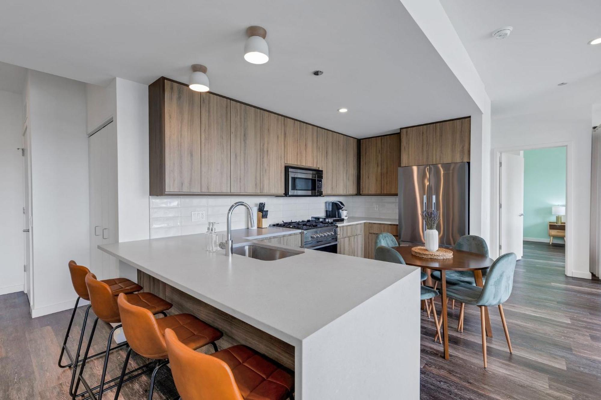Apartamento Luxurious 3bd Penthouse L Private Patio L Gym L Stunning Rooftop