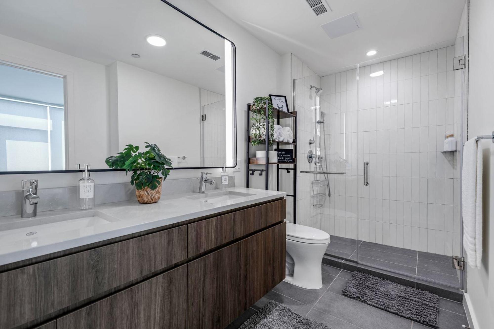 Luxurious 3bd Penthouse L Private Patio L Gym L Stunning Rooftop Apartamento *