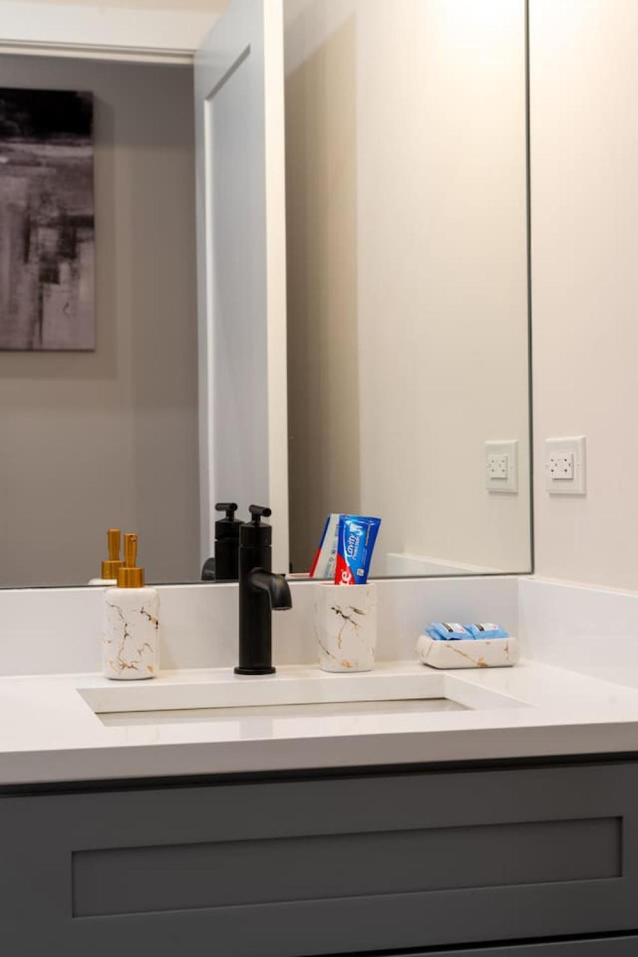 Affordable Private 1-shared Apartment Chicago