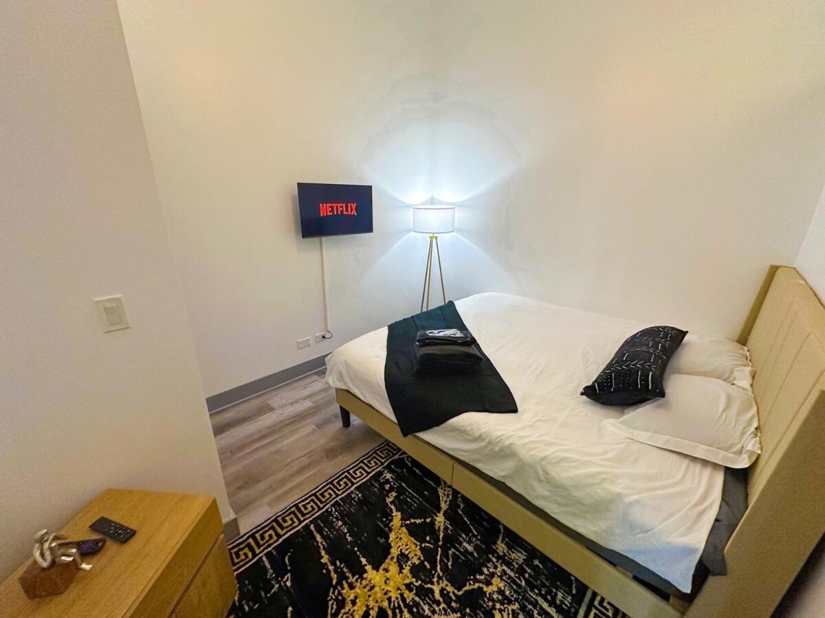 Apartment Spacious 6br Luxury Perfect For Groups Near Mccormick Place And Soldier Field