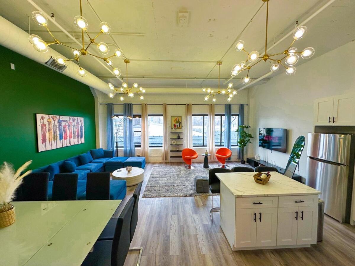 Apartment Spacious 6br Luxury Perfect For Groups Near Mccormick Place And Soldier Field