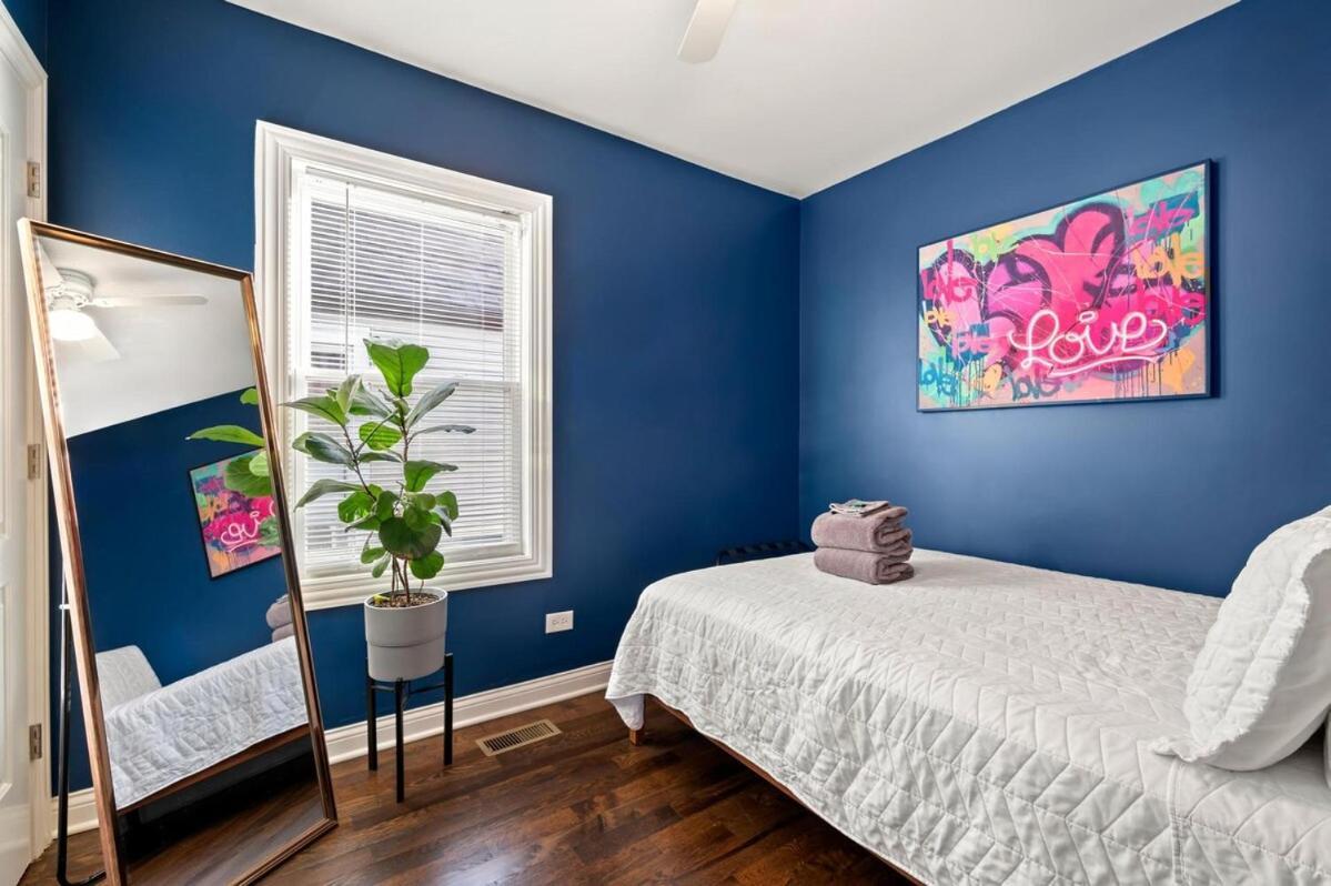 H&h 1896 - Spacious, Fully Stocked, & Free Parking Holiday home Chicago