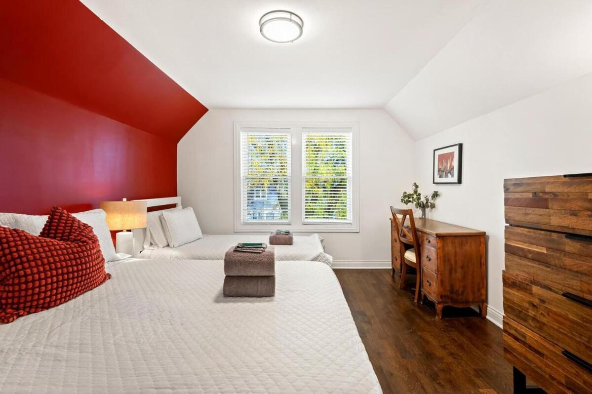 H&h 1896 - Spacious, Fully Stocked, & Free Parking Holiday home Chicago