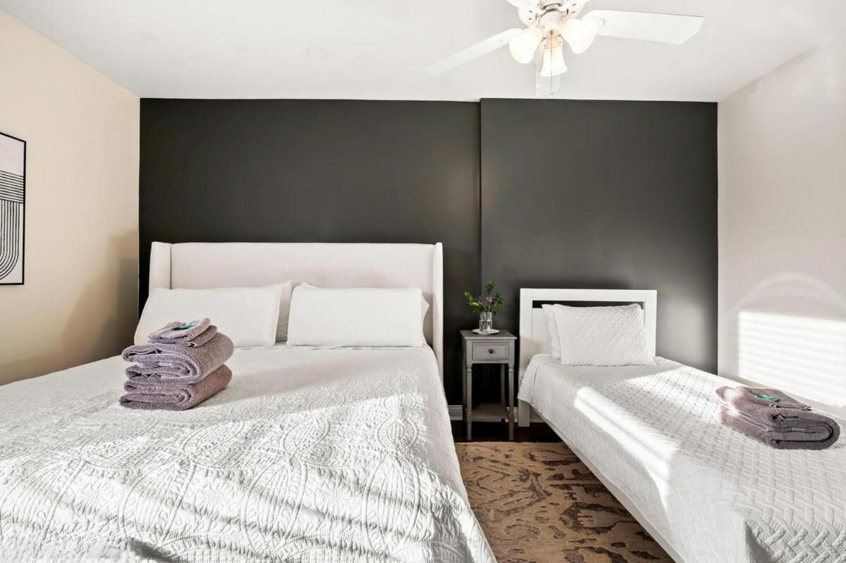 H&h 1896 - Spacious, Fully Stocked, & Free Parking