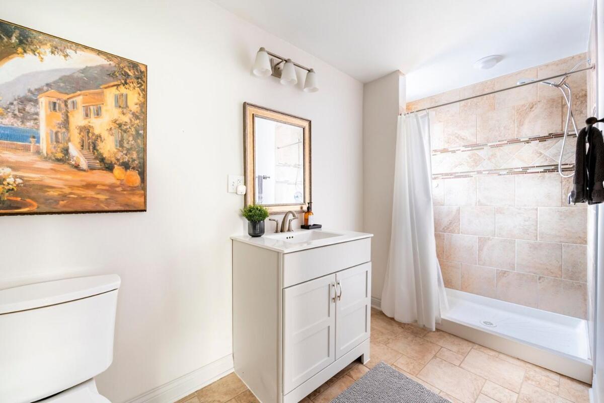 Casa de Férias H&h 1896 - Spacious, Fully Stocked, & Free Parking *