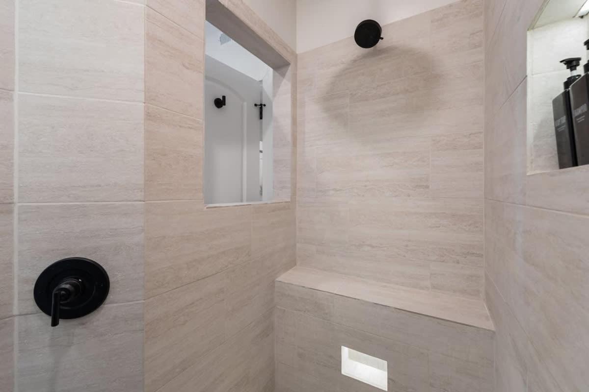 Wicker Park Luxe 2br 2ba Apartment Chicago