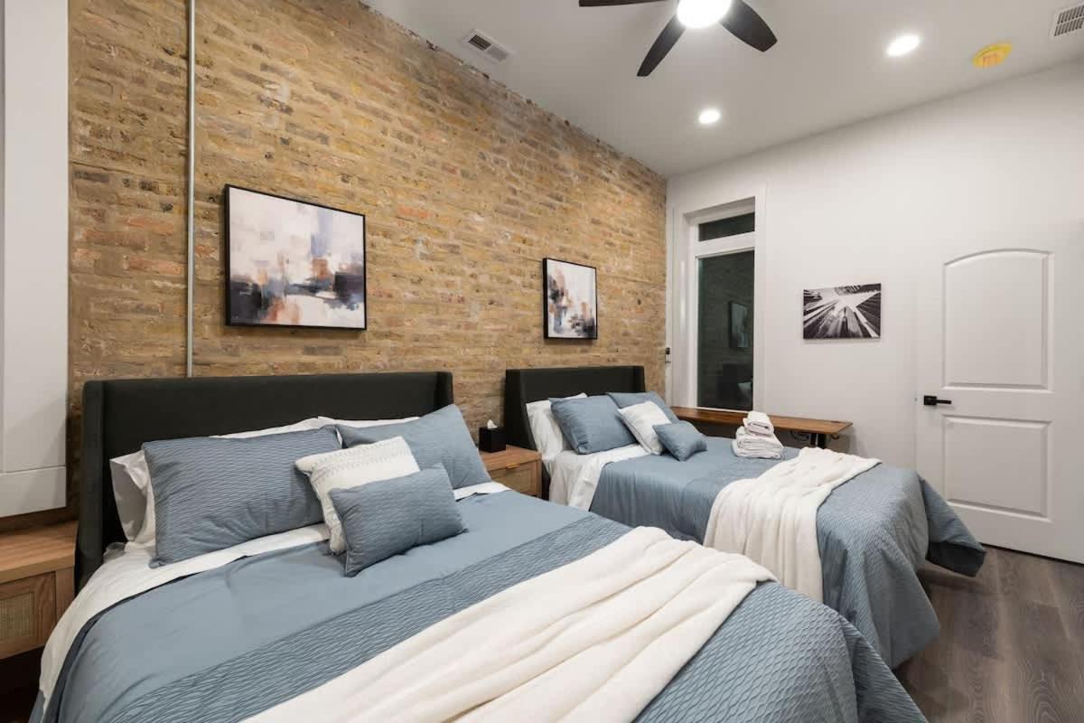 Wicker Park Luxe 2br 2ba Apartment