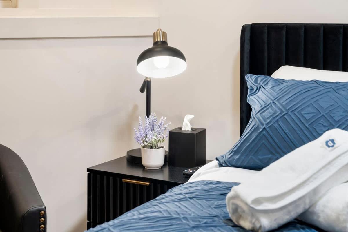 Luxury 2br 2ba In Wicker Park Apartment