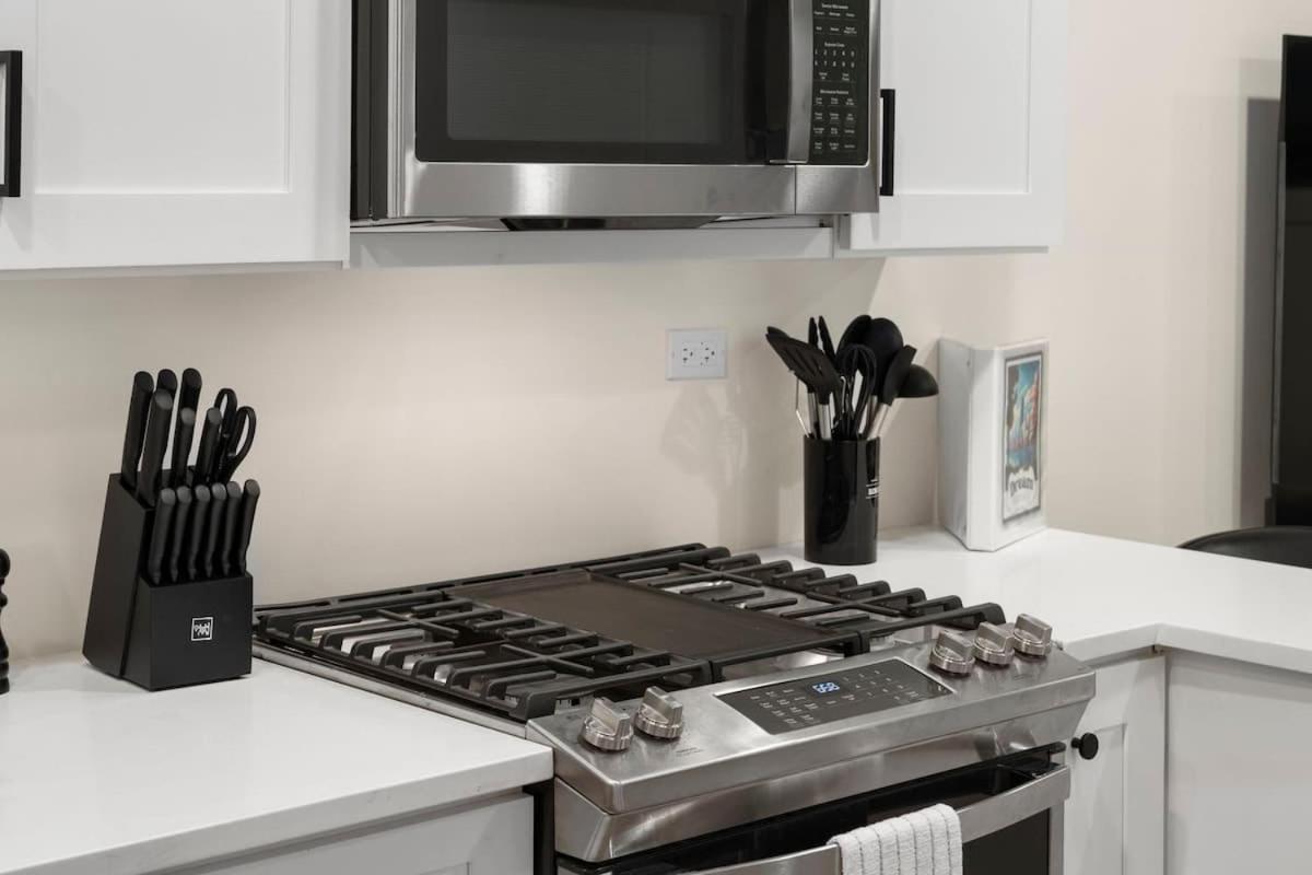 Apartment Luxury 2br 2ba In Wicker Park *