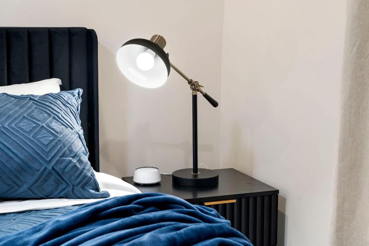 Luxury 2br 2ba In Wicker Park *