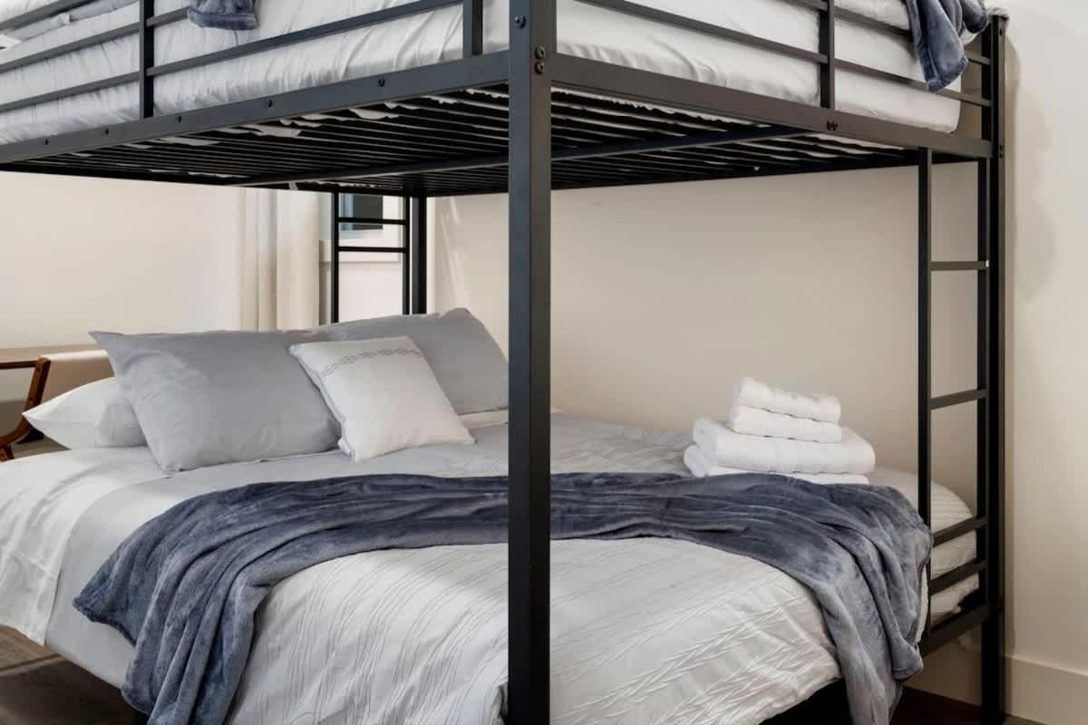 Luxury 2br 2ba In Wicker Park Apartment Chicago