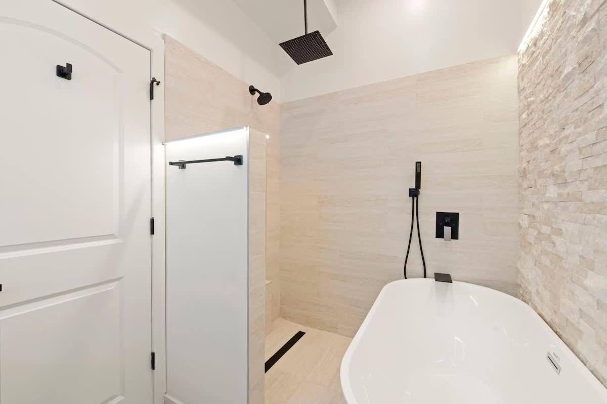 Luxury 2br In Wicker Park Apartment